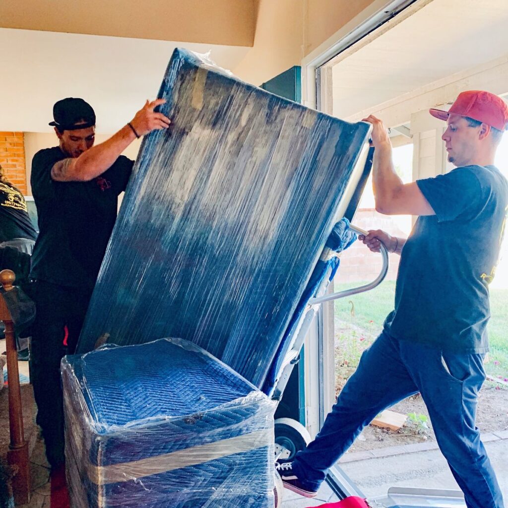 نقل العفش والاثاث بالرياض ممتازة a2d315b5a860e6e6d3c0a255ceac1f9e